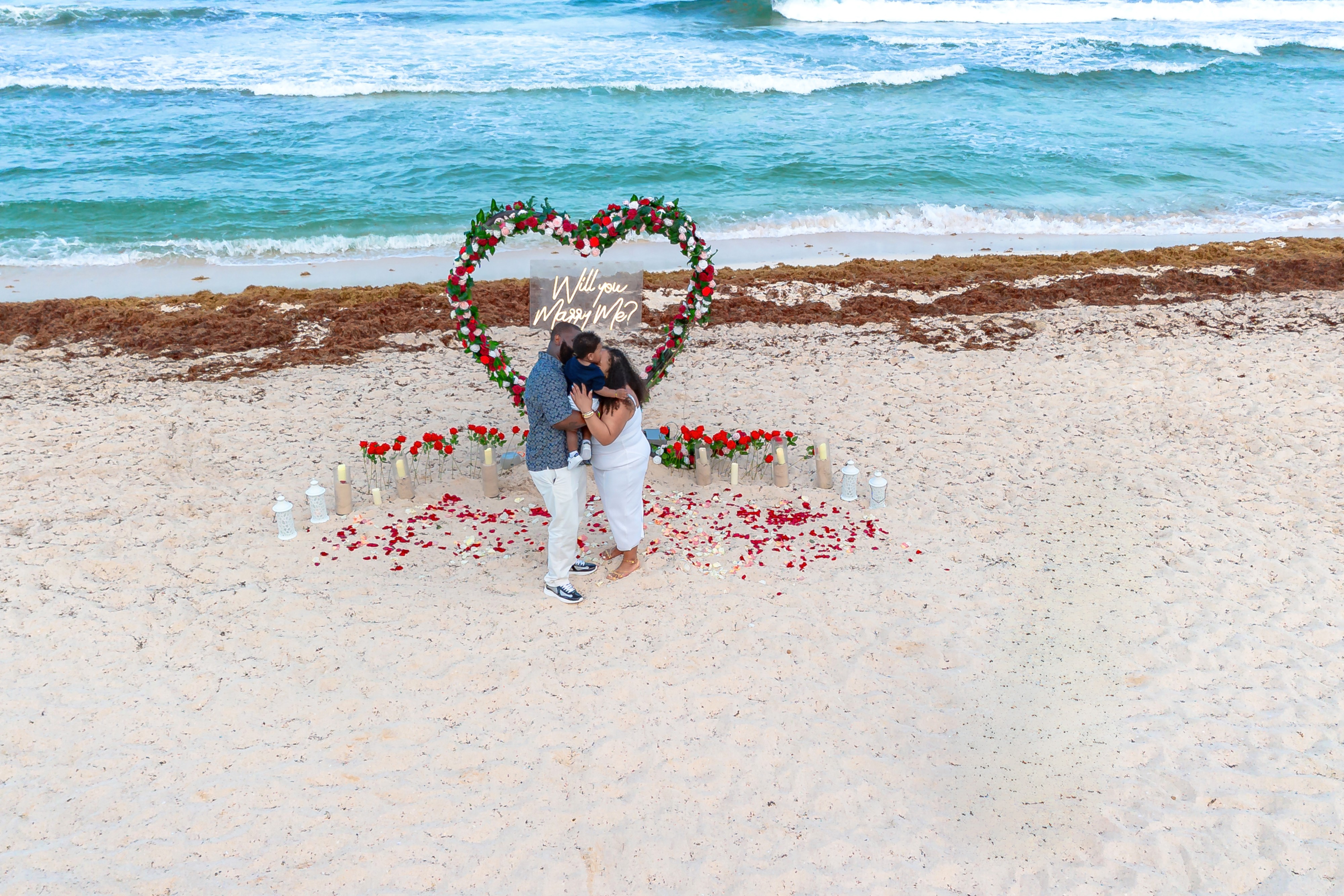 https://0201.nccdn.net/4_2/000/000/00f/7ed/destination-proposal-photography27.jpg