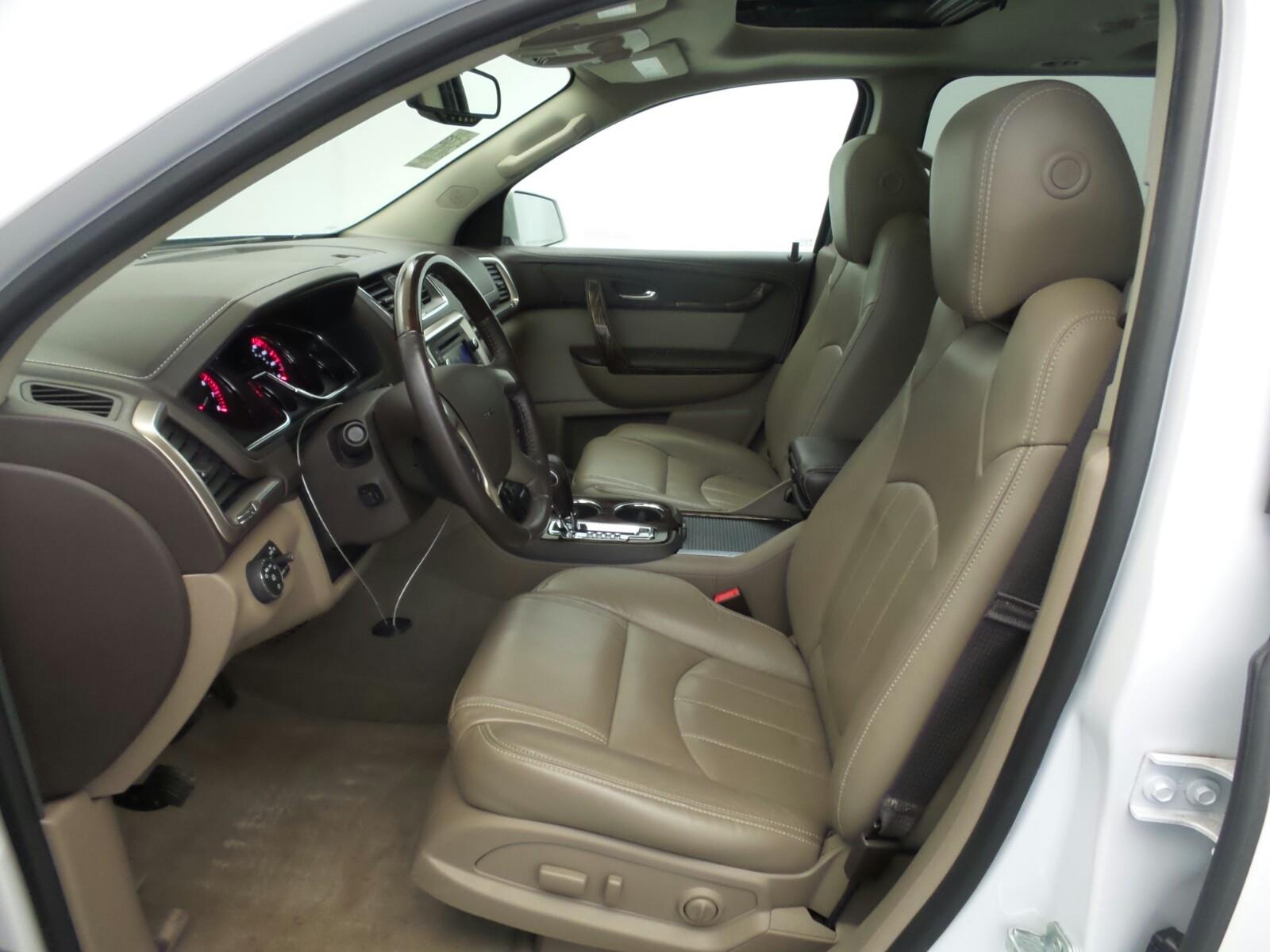 INTERIORFRONT