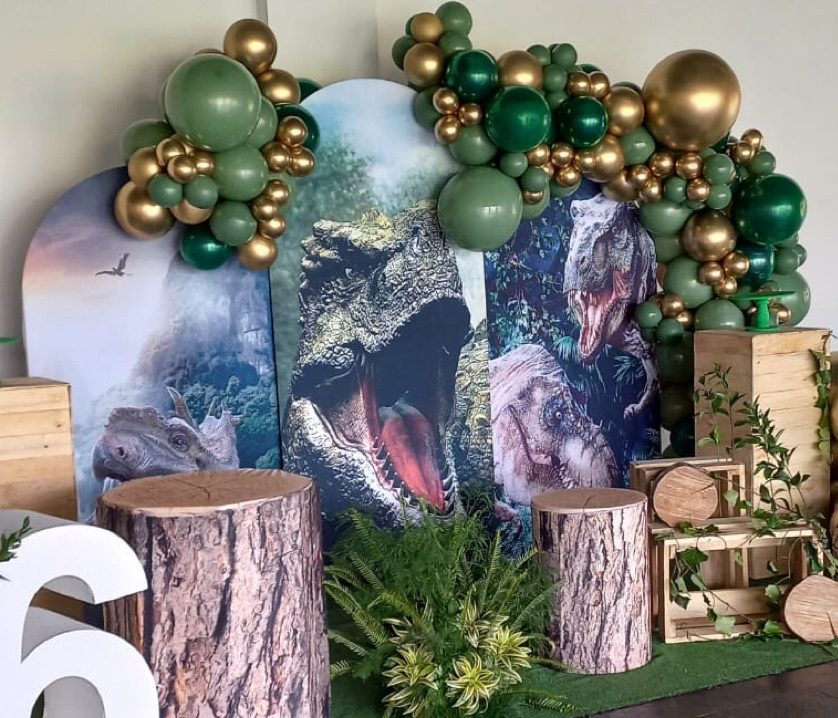 Panel Ovalada Dinosaurios
$80.000 en Alquiler
Precio unitario
·220 de altura por 1mts de ancho
·1.83 de altura por 1mts de ancho