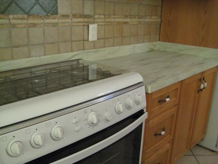 Fabricación e instalación de cubierta Corian