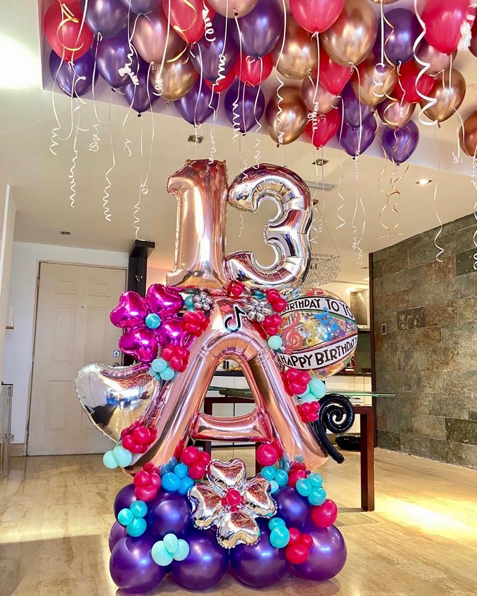 Colombia : 1111 Pesos
Venezuela : 11$
Negociable Según Diseño
