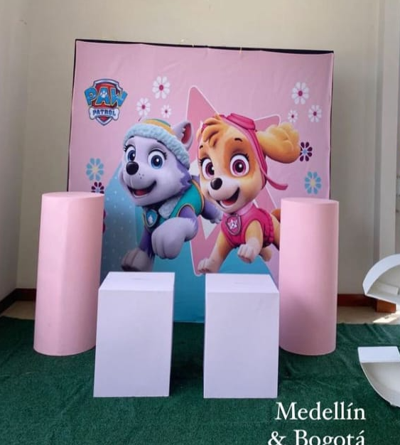 Pared Paw Patrol Niña
Altura 2.20m X 3.12m
$ 200.000