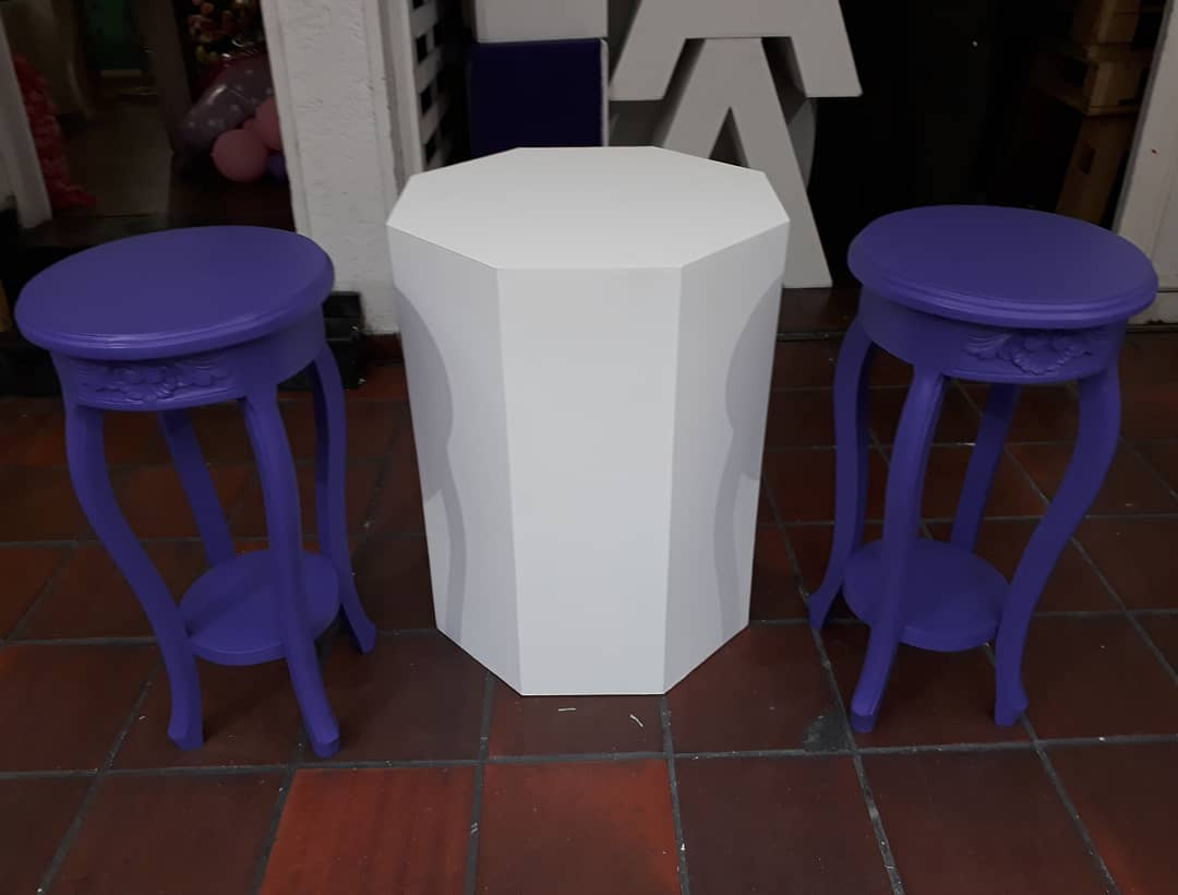 Octogonal Principal
60x60 X 80CM DE ALTURA
Auxiliares Morado
37x37cm
80cm Alto
$ 50.000