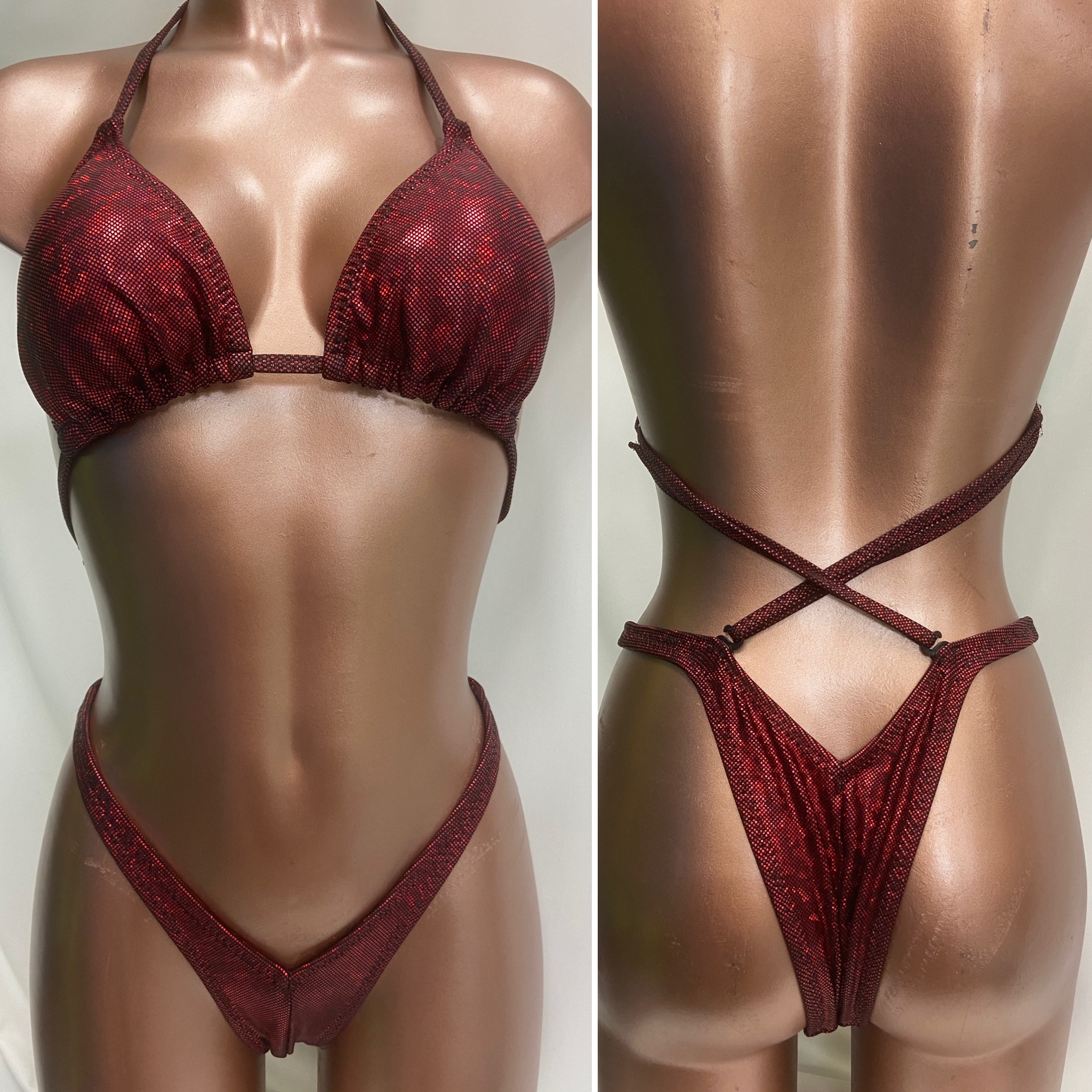 P7003
$85
C sliding top
small front +1" each hip
xsmall back
red shatterd hologram on black 