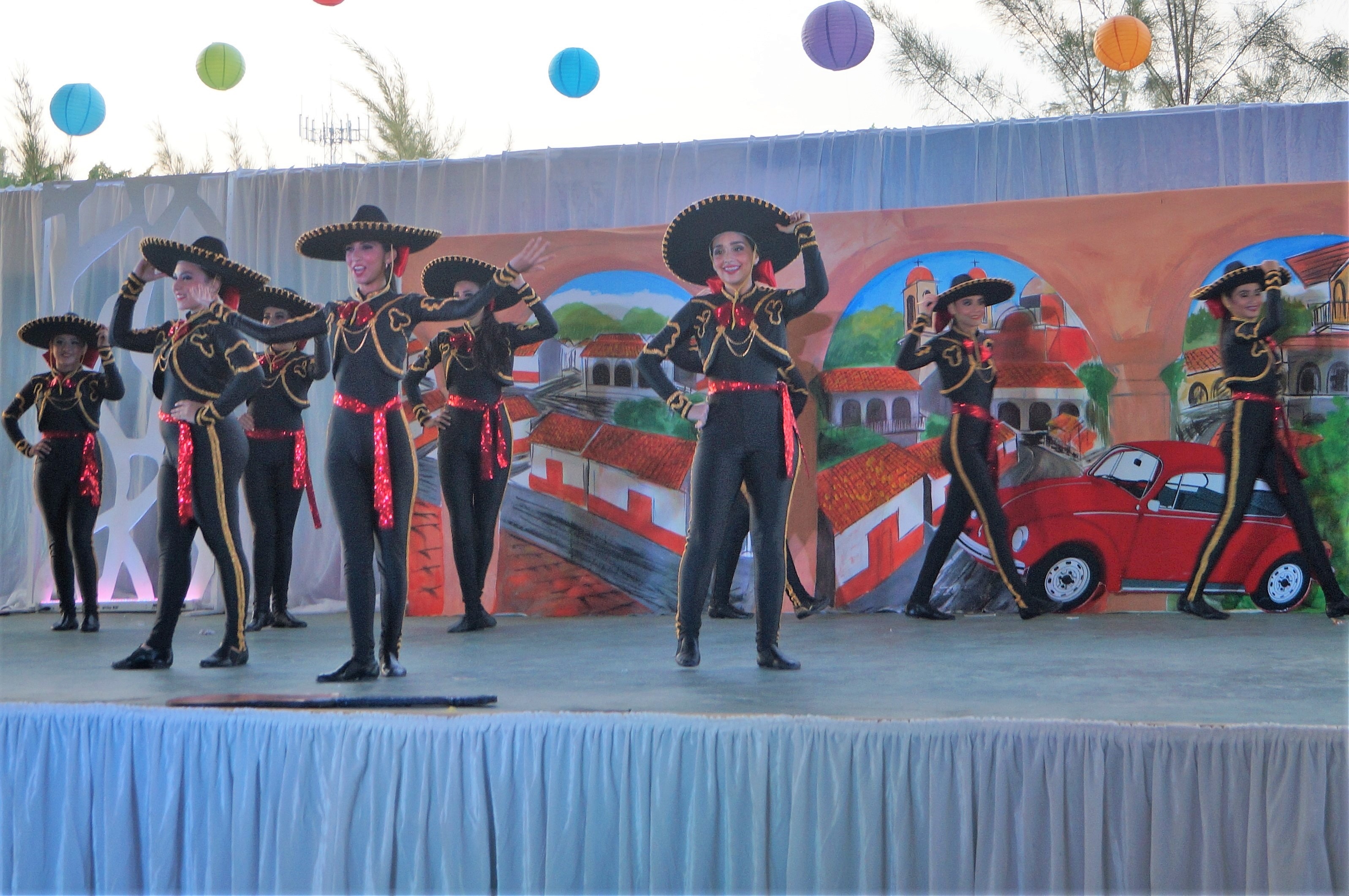 BAILE MODERNO
10 DE JUNIO 2017