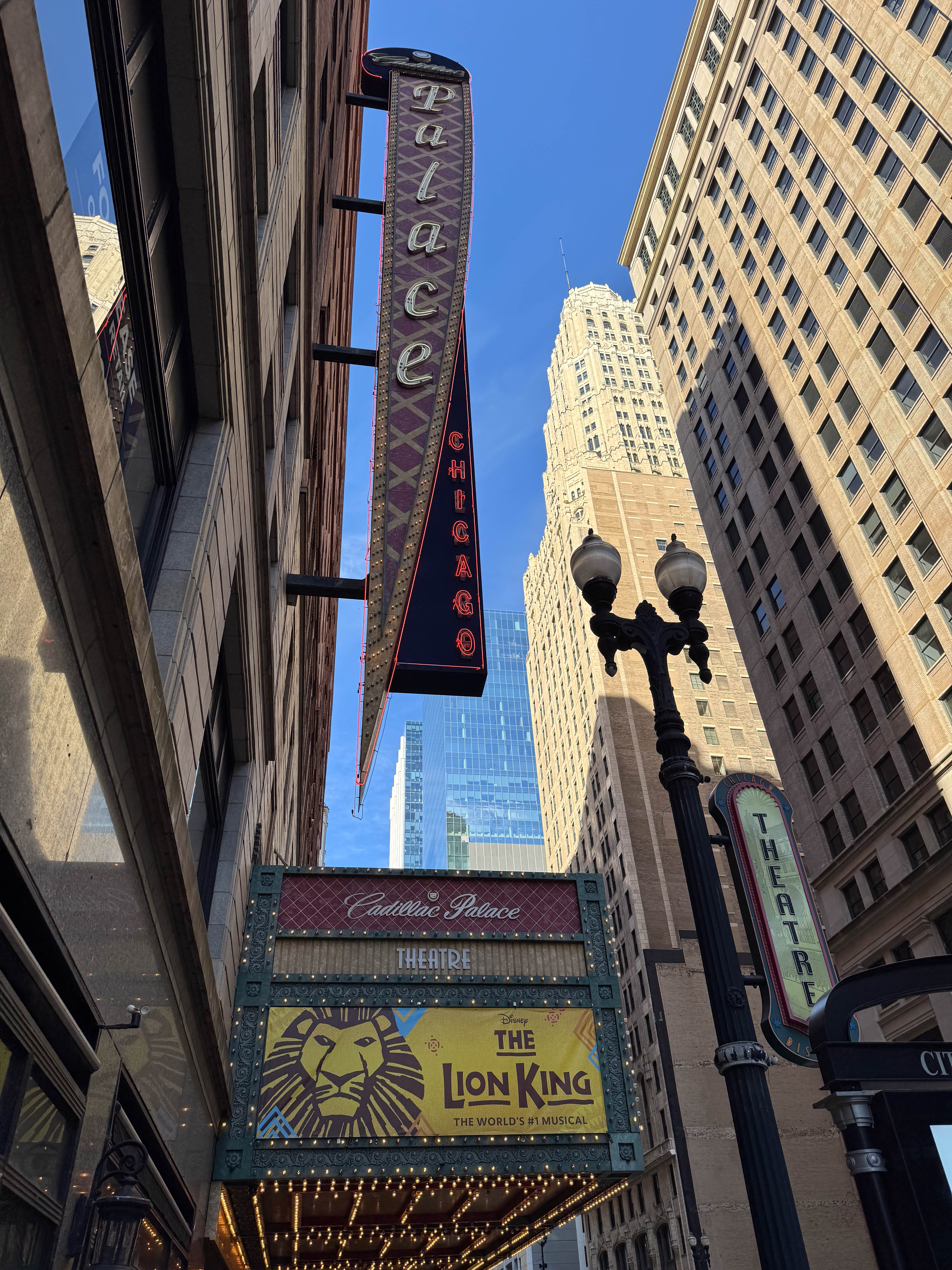 https://0201.nccdn.net/4_2/000/000/017/e75/chicago-order-18.jpg