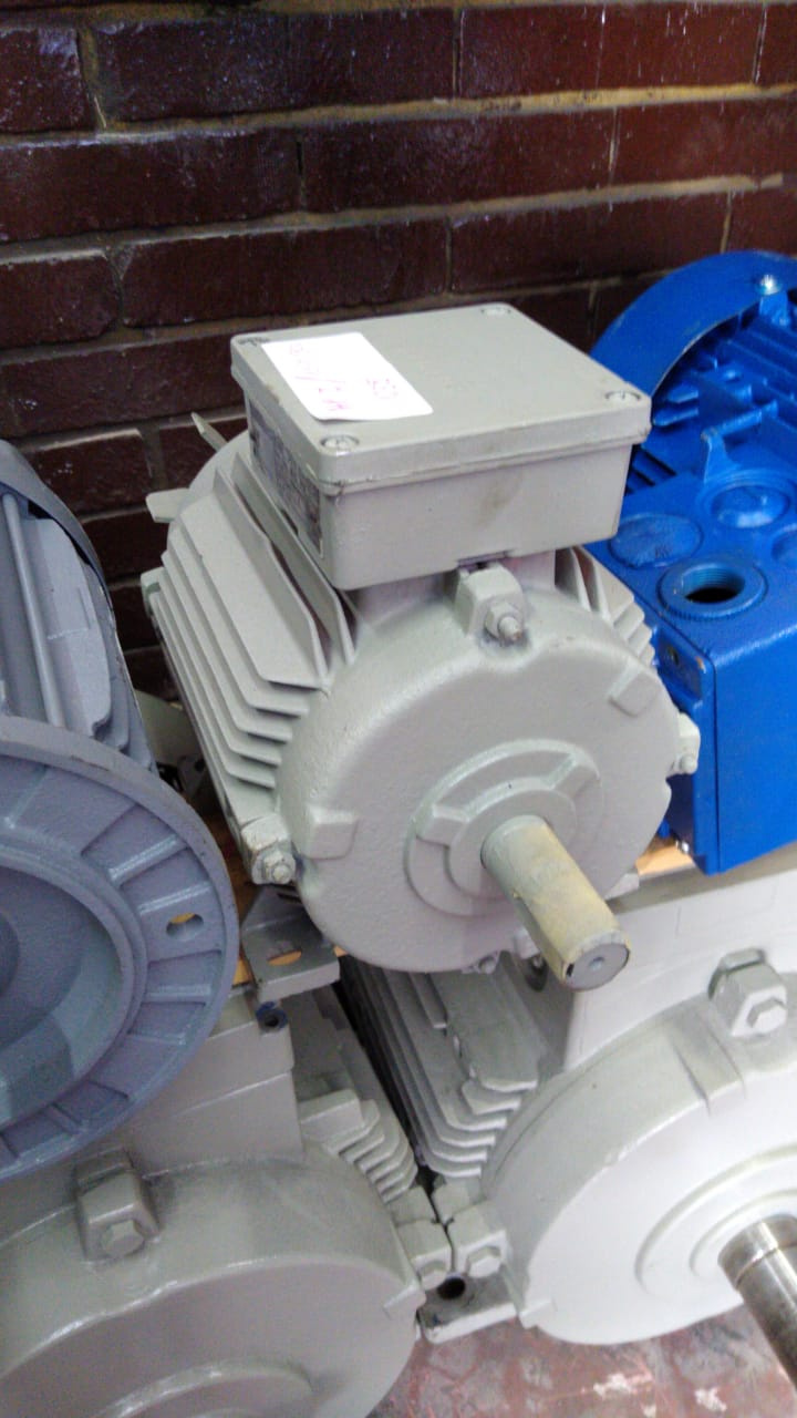 Motor Siemens 2hp a 1700rpm, cod 1035