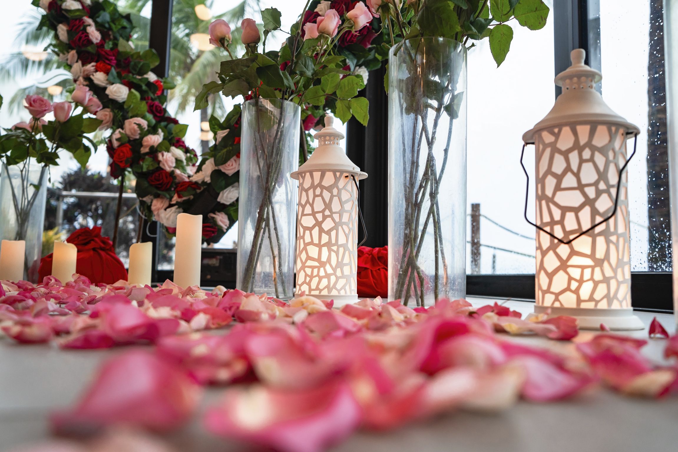 https://0201.nccdn.net/4_2/000/000/017/e75/contratar-foto%CC%81grafo-de-pedida-en-cancu%CC%81n-luxury-engagement-ph.jpg