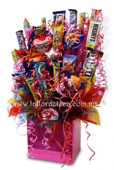 LFA-B007 Divertido Arreglo de Dulces
Precio $990