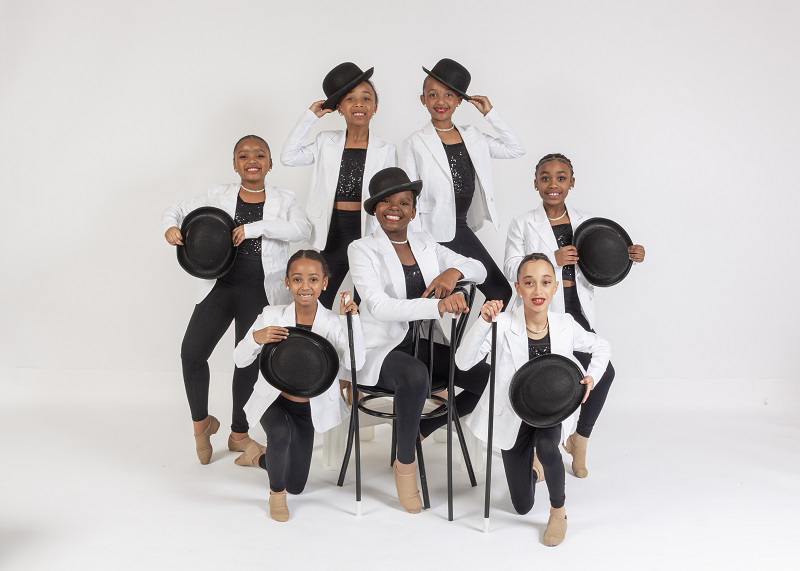 7 young dancers