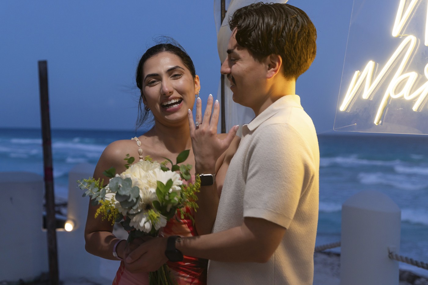 https://0201.nccdn.net/4_2/000/000/017/e75/marriage-proposal-fiesta-americana-condesa-cancun-mexico-lux-art.jpg
