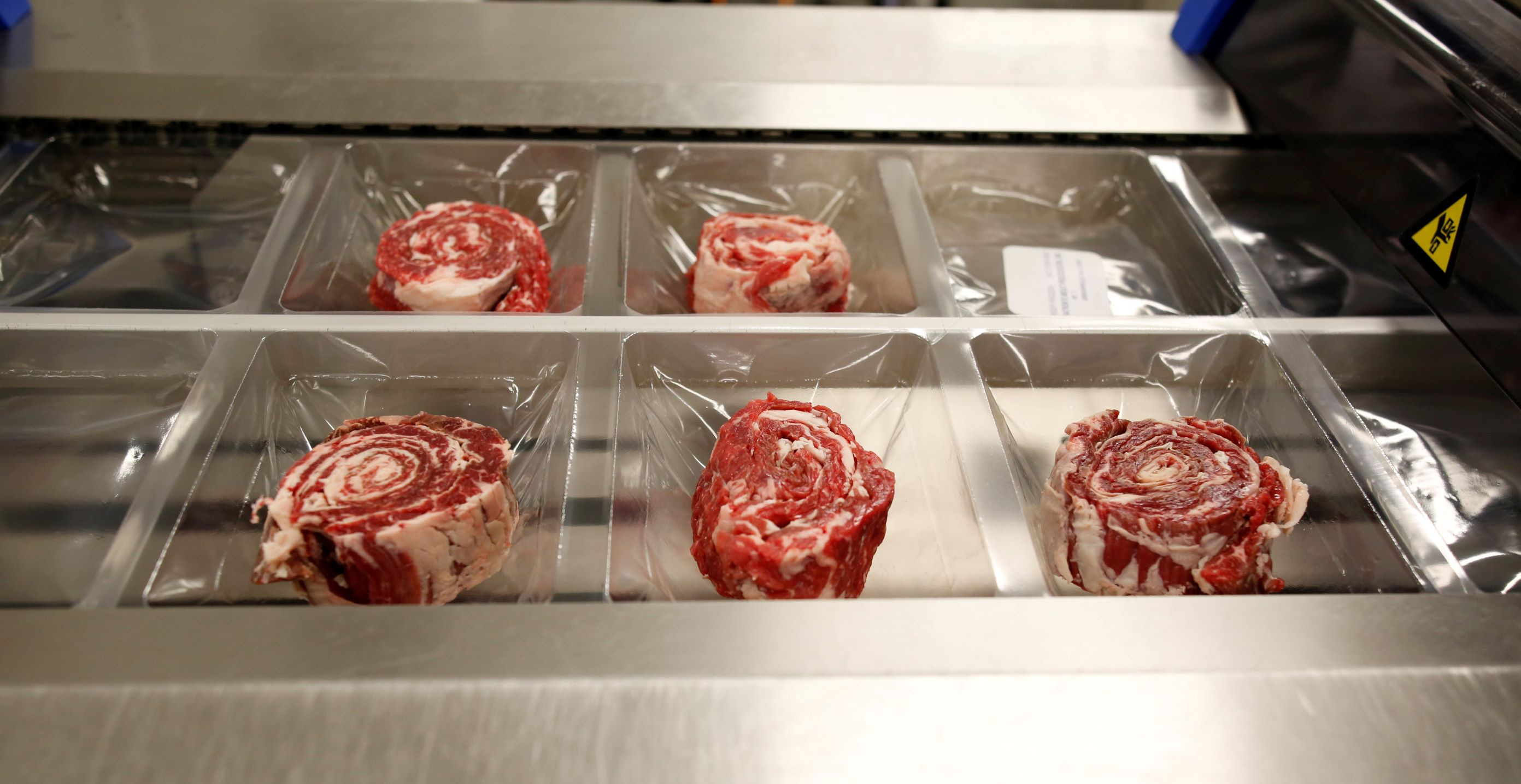 Steak in Rollstock to be packaged