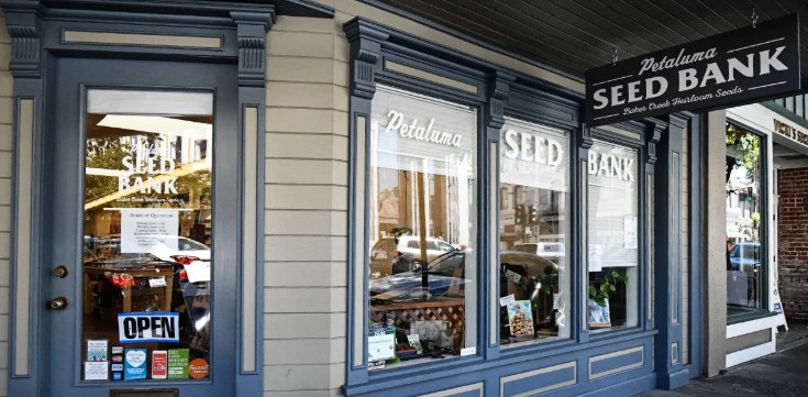 Petaluma Seed Bank ~ 110 Petaluma Blvd N