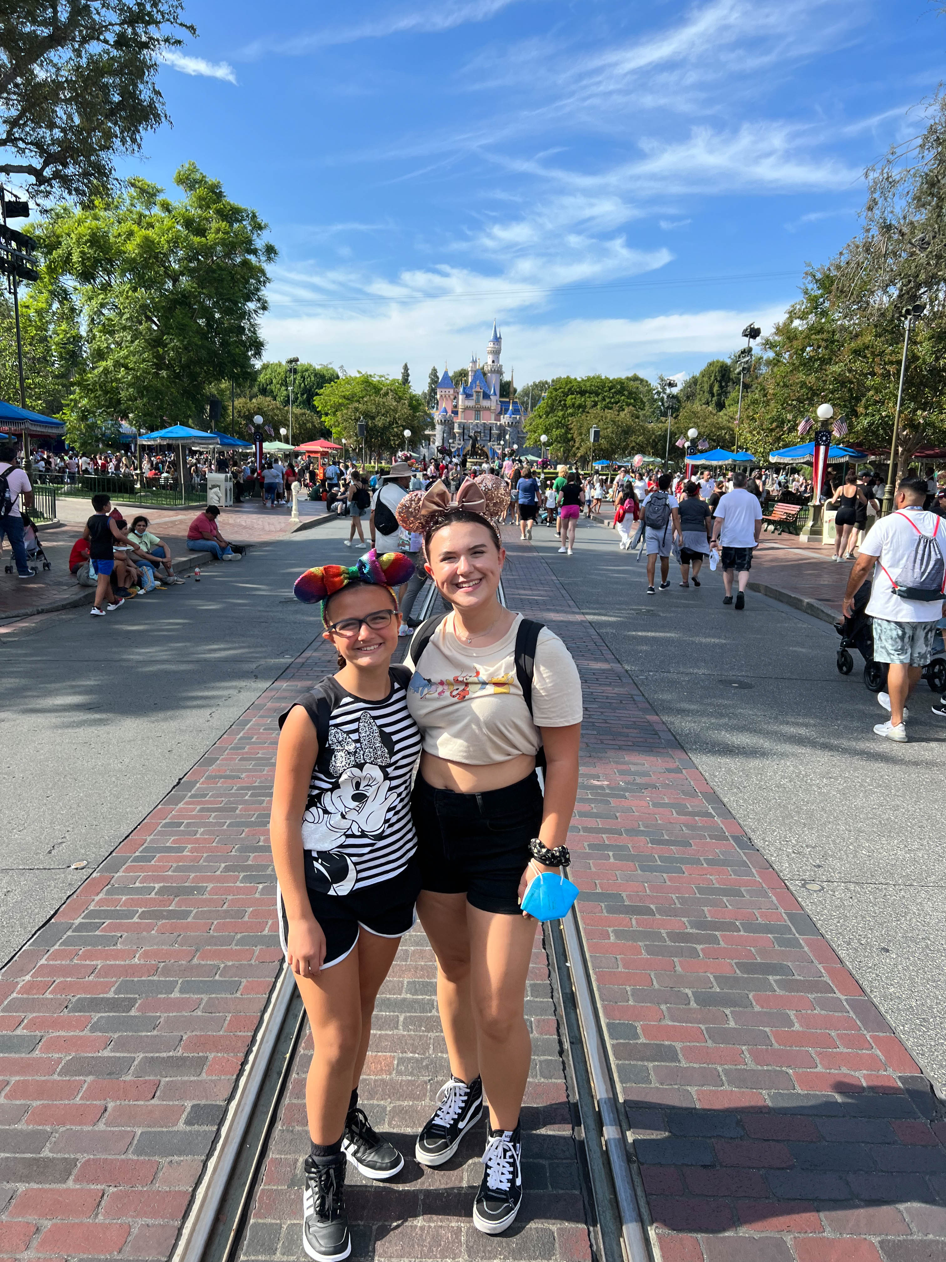 https://0201.nccdn.net/4_2/000/000/017/e75/tempe-disney-order-36.jpg