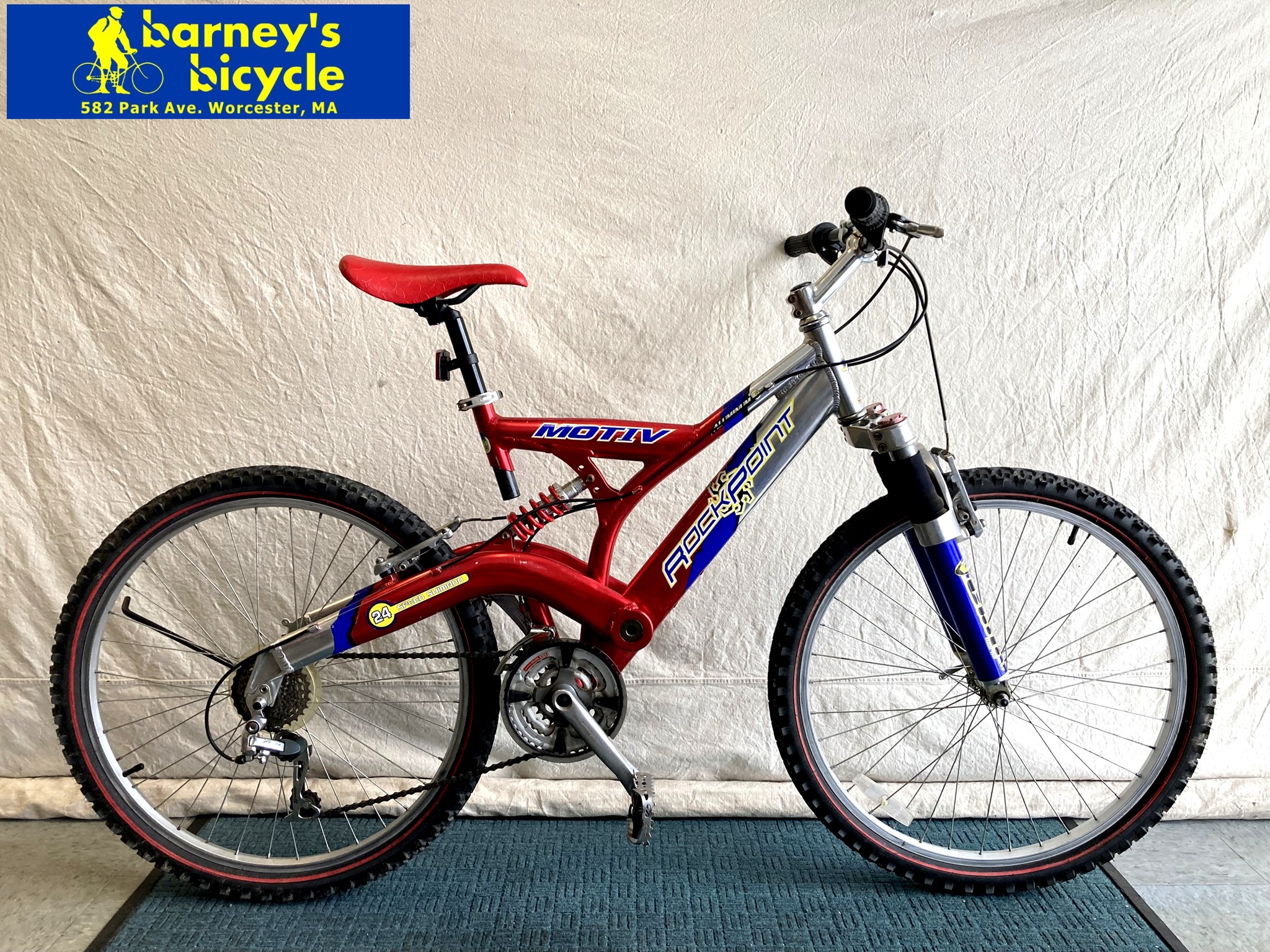 Motiv Rock Point
Wheel Size: 26" / Frame Size: 18"
Speeds: 24
Price: $239.00 (Pro Tuned)
