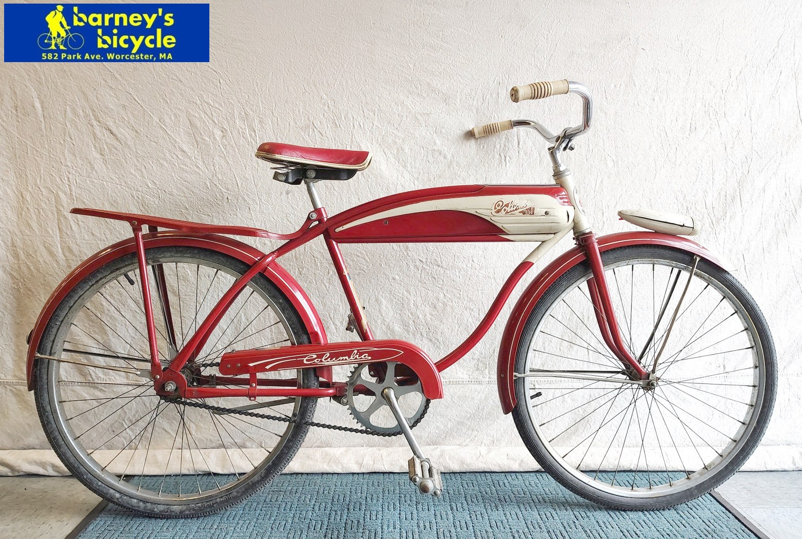 Columbia Tank Cruiser Bike