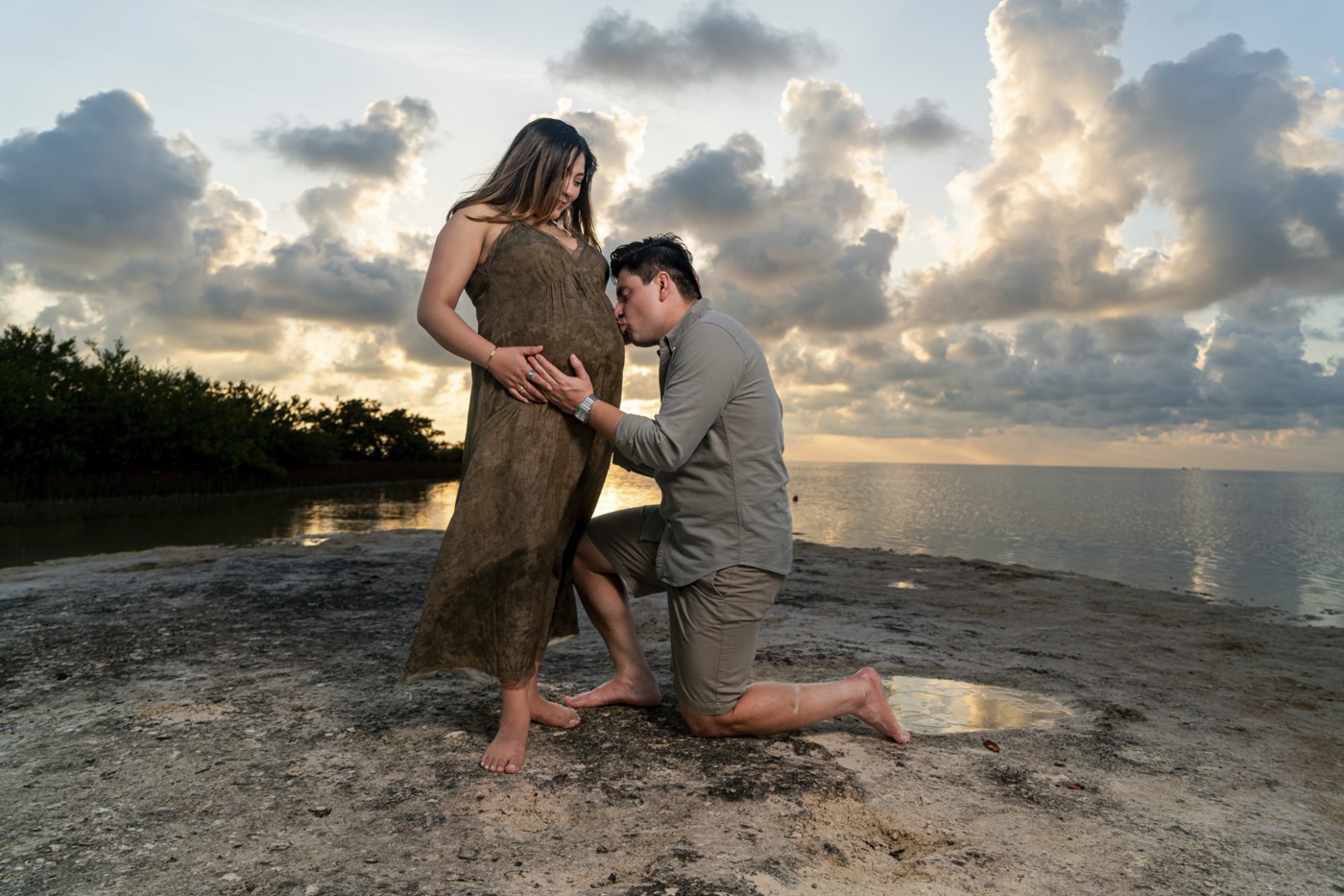 https://0201.nccdn.net/4_2/000/000/019/c2c/mich-raul-maternidad-natural-isla-blanca0019.jpg