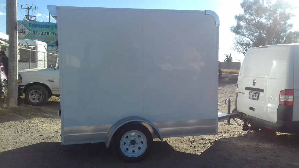 REMOLQUE CAJA SECA