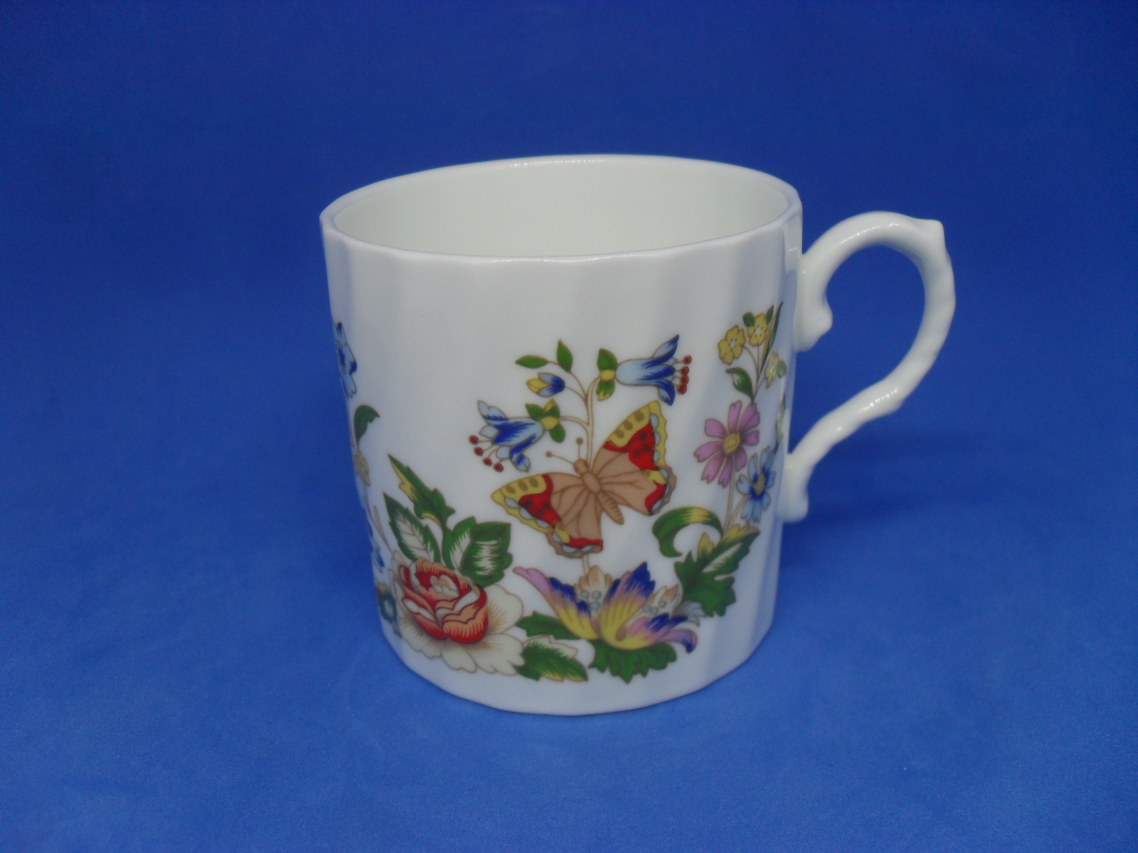 Cup 6 Front