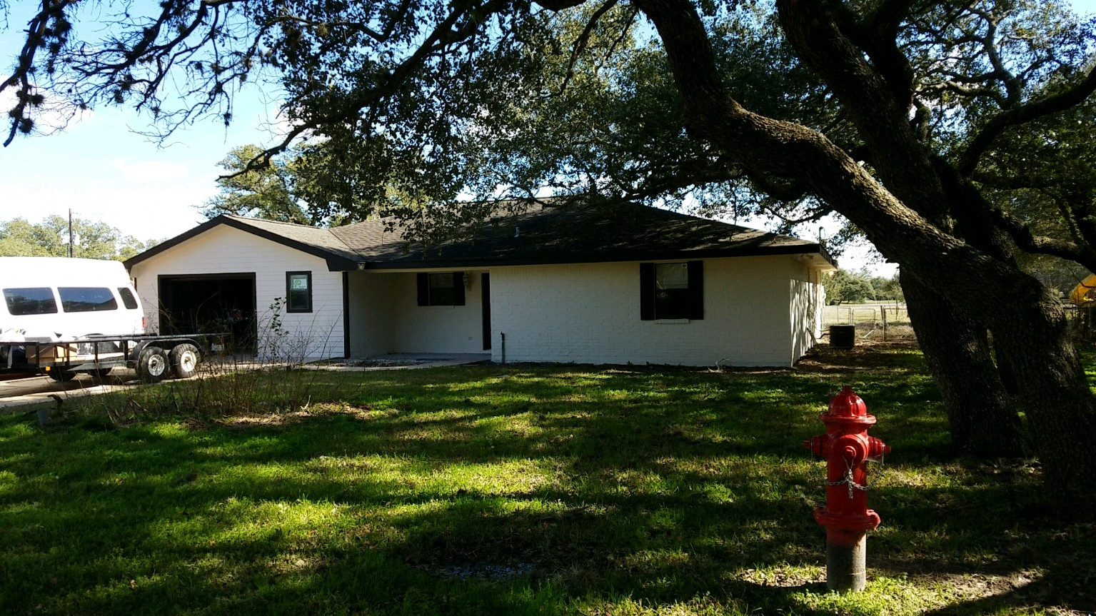 Painted exterior brick  and trim - Glidden, Texas
