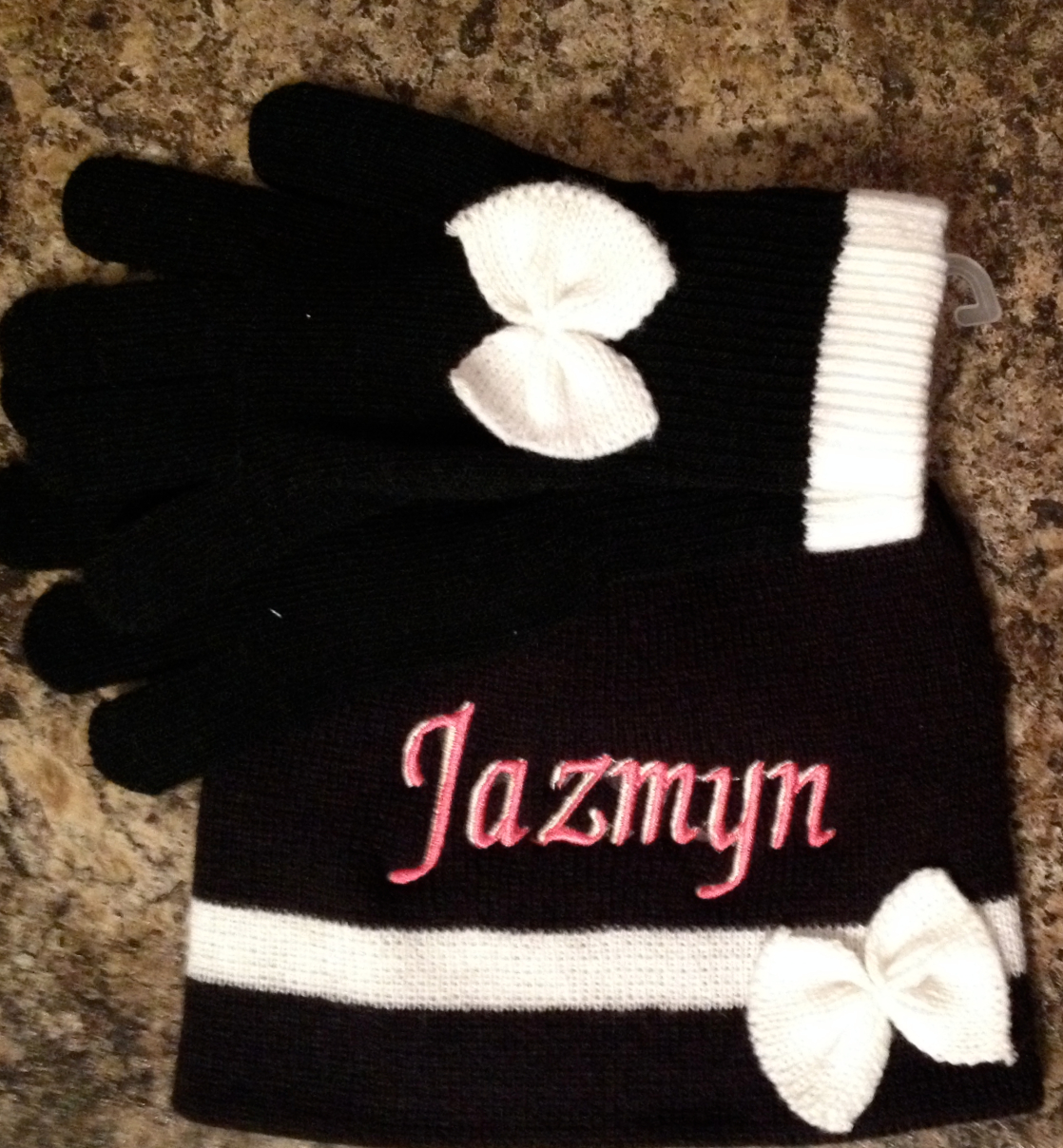 Hat & Gloves Set