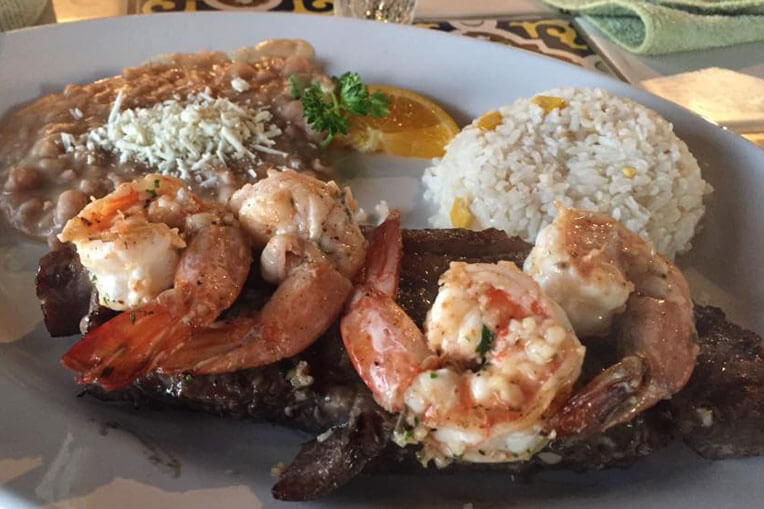 The Crazy Lobster - FAJITAS DE CAMARON