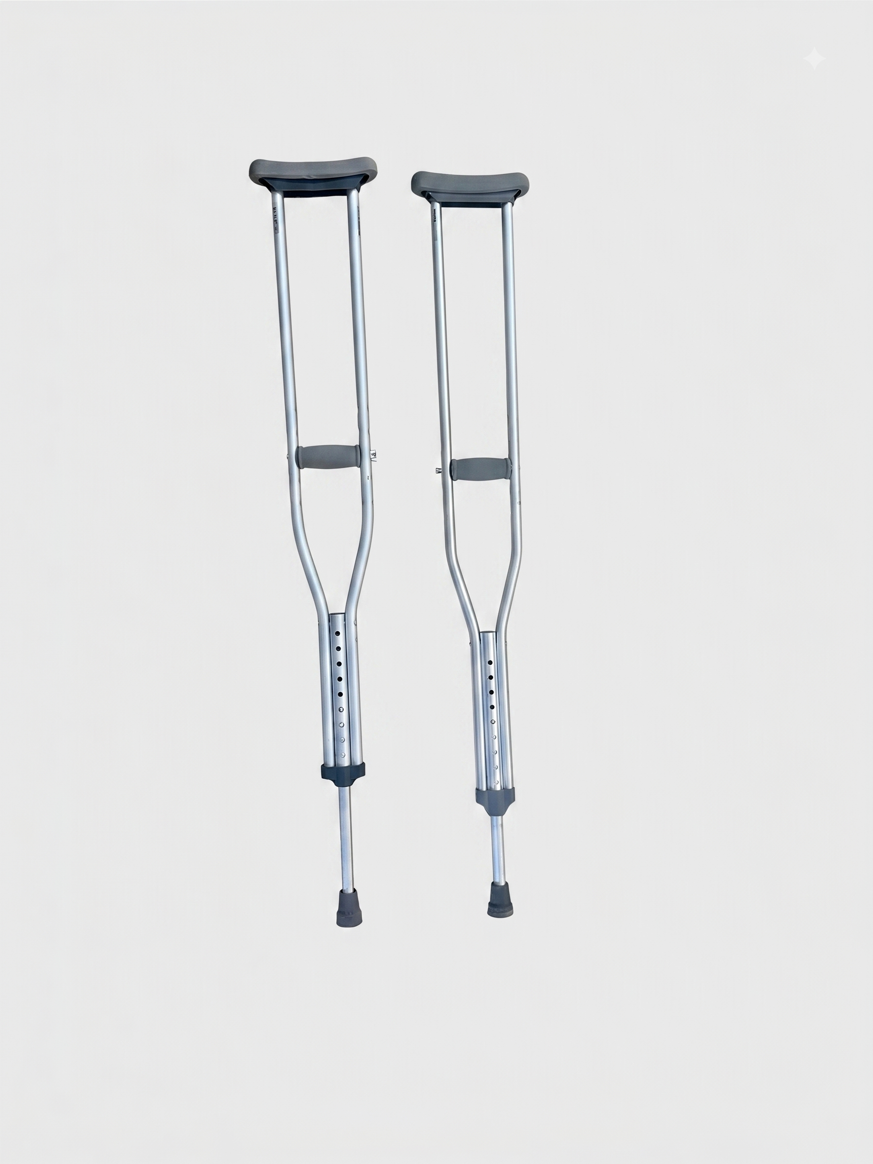 Muletas axilares ajustables de aluminio