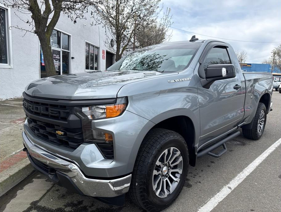 2025 Chevrolet Silverado 1500 Regular Cab from 33 Auto Sales
Miles: 523
Drive: 2WD
Trans: Automatic, 8-Spd w/Overdrive
Engine: 4-Cyl, TurboMax, 2.7 Liter
Exterior: Dark Gray
Interior: Brown
Stock: 1644
VIN: 3GCNAAEK7SG102865
