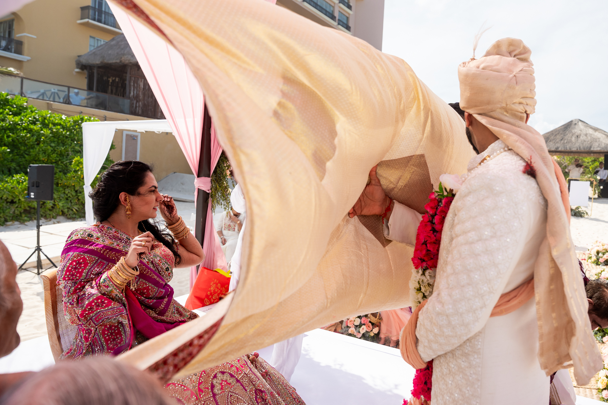 https://0201.nccdn.net/4_2/000/000/01e/20c/urmi-sid-48.jpg