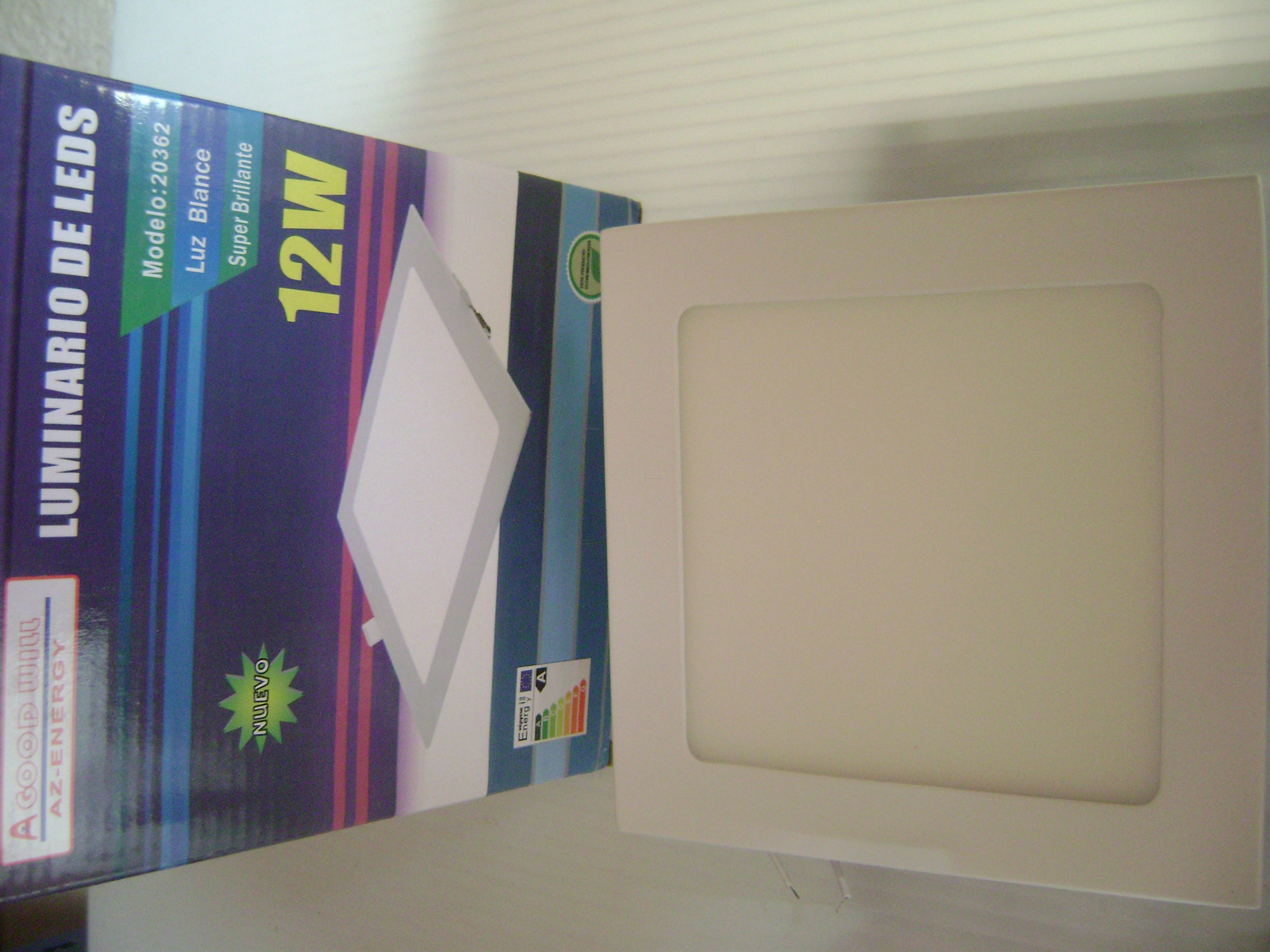 LUMINARIO DE LED CUADRADO 12W
CÓDIGO: 20362
MARCA: GOODWILL