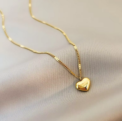 1pcs Gold-color Necklace Ms Simple Fashion Peach Heart Engraved Love Collarbone Chain Holiday Gifts