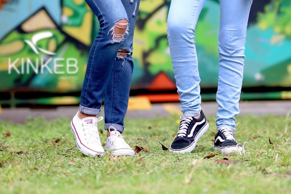 CONVERSE & VANS OLD SKOOL
