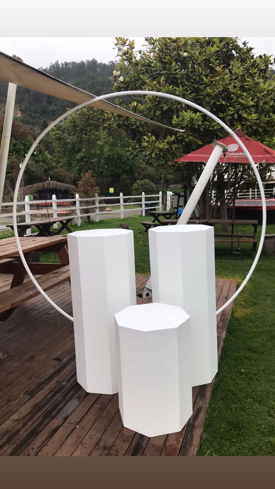 Arco de Globos $ 100.000
Alto 2.03m
Diametro 2m
( Para Globos)