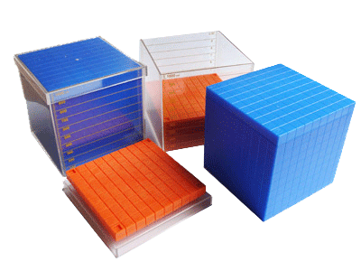 Cubo Base 10 Escolar
Precio$754.00
Contenido del Producto
1 cubo transparente
20 placas de centenas
10 barras de decenas
10 barras de unidades
10 rieles graduados
1 manteleta
1 guía didáctica