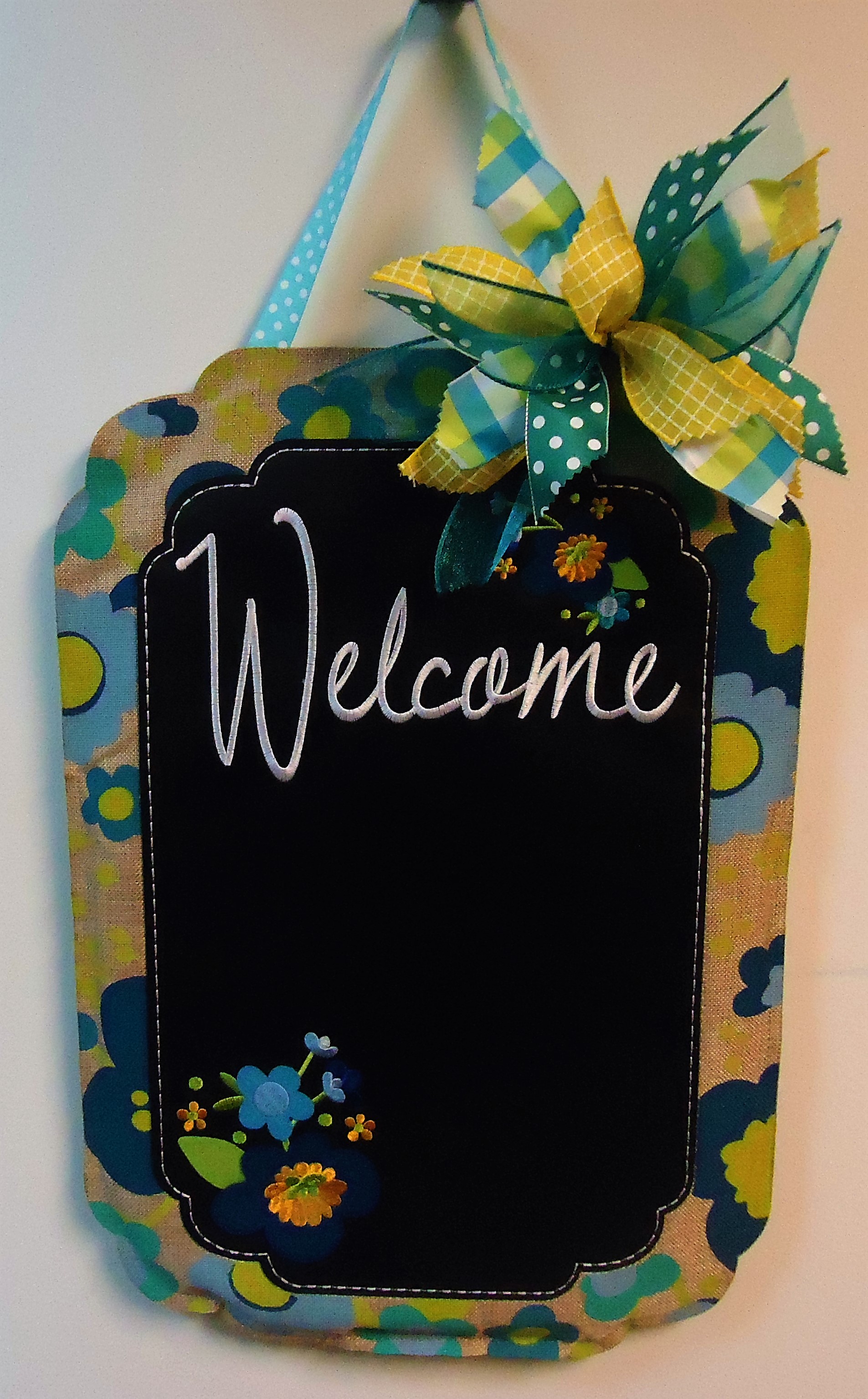 (9C)  "Chalkboard" Door Hanger
$25.00
