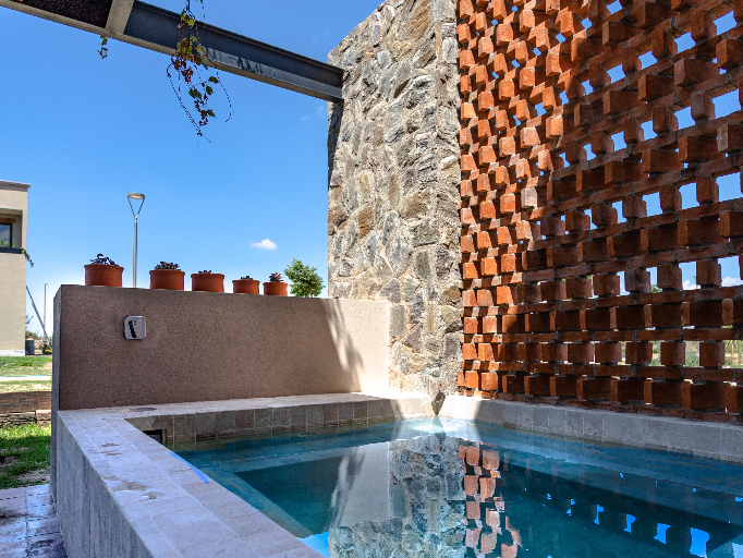 https://0201.nccdn.net/4_2/000/000/023/130/fractional-izmir---677.jpeg