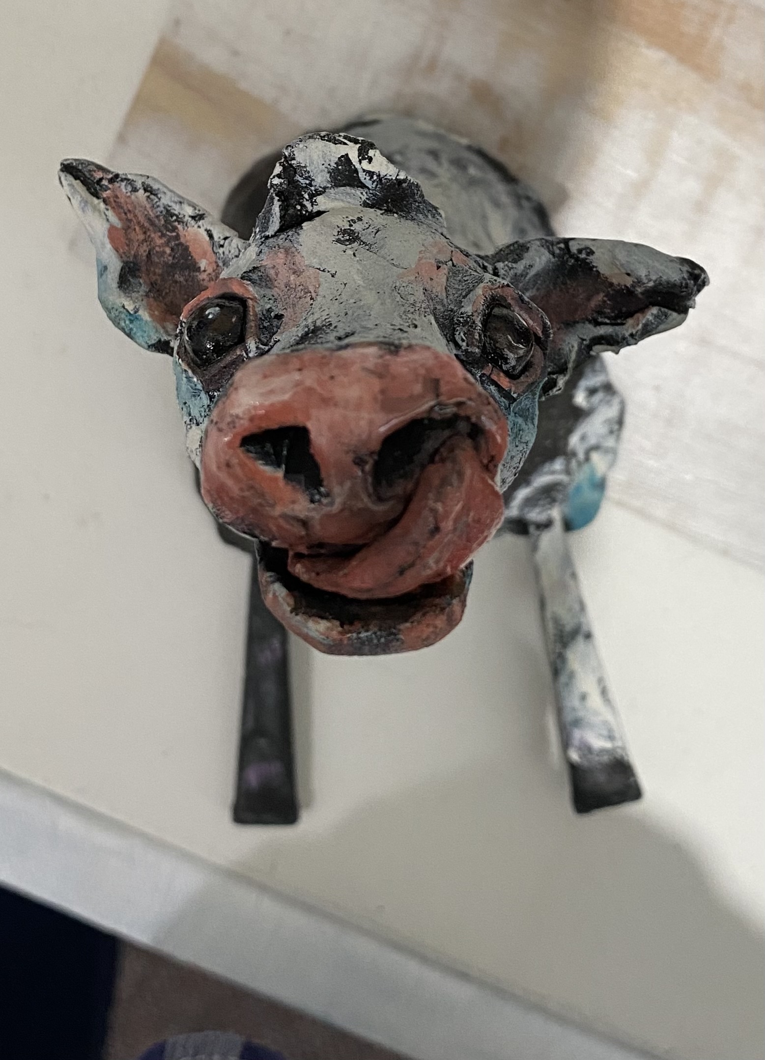 Black & White Cow Lick
Ceramic
7.5"
$110.