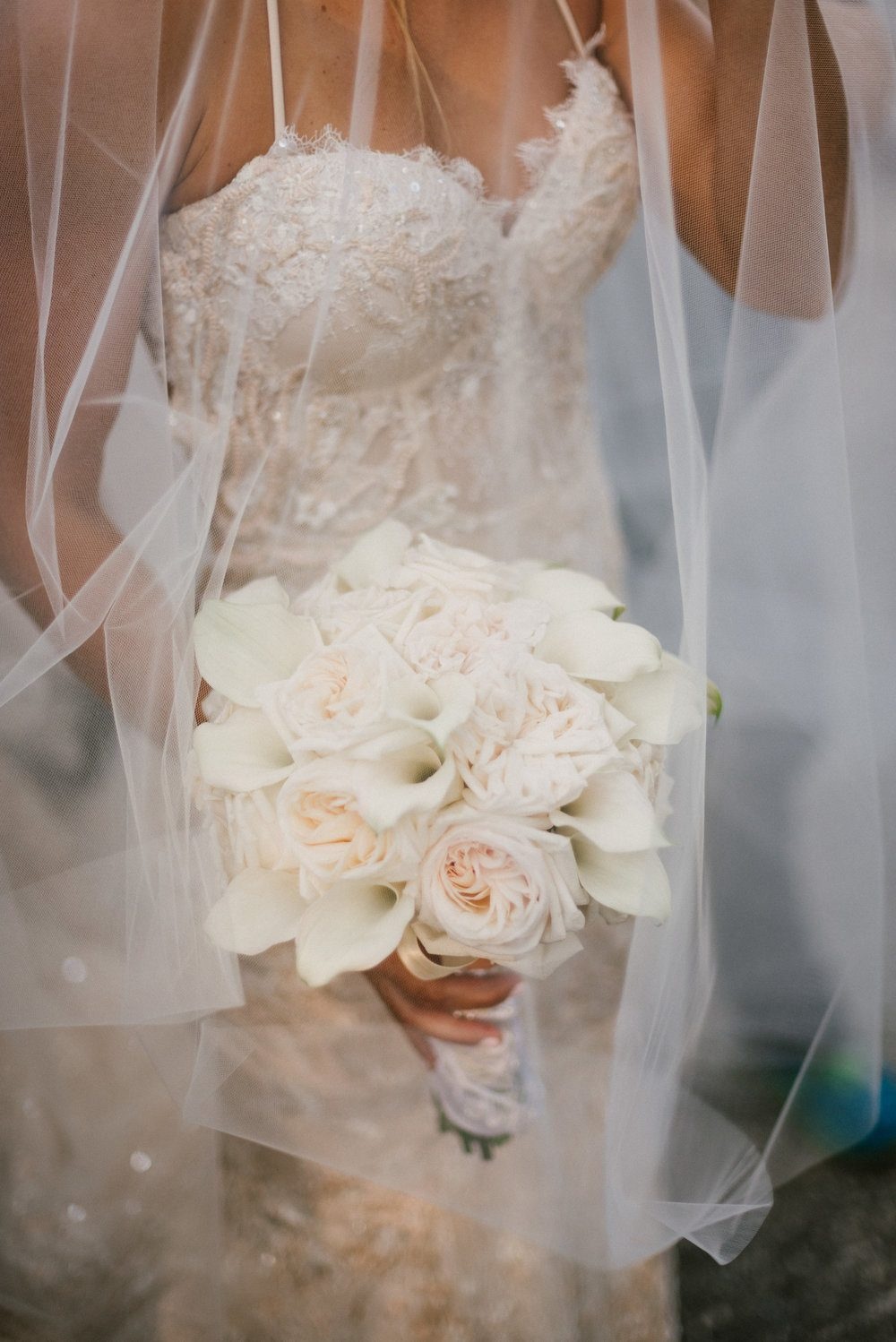 https://0201.nccdn.net/4_2/000/000/023/130/industrial-wedding-vibes-miami-nuptials-05-1000x1498.jpg