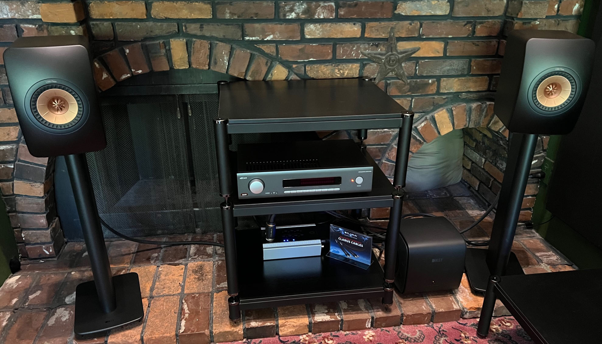 KEF LS50 Meta, KC62 subwoofer, Arcam SA30