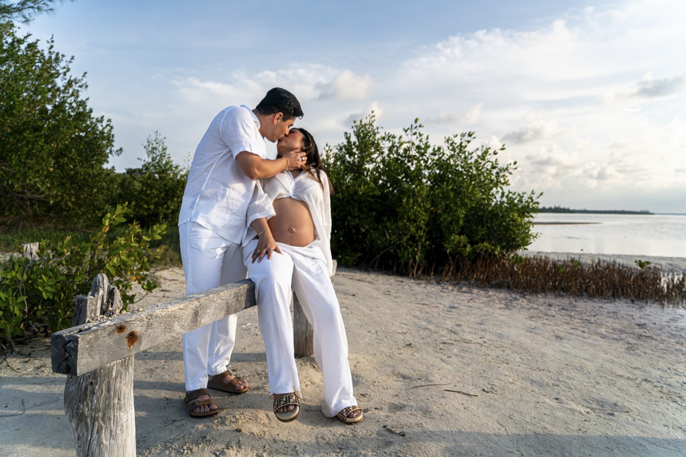 https://0201.nccdn.net/4_2/000/000/023/130/mich-raul-maternidad-natural-isla-blanca0009.jpg