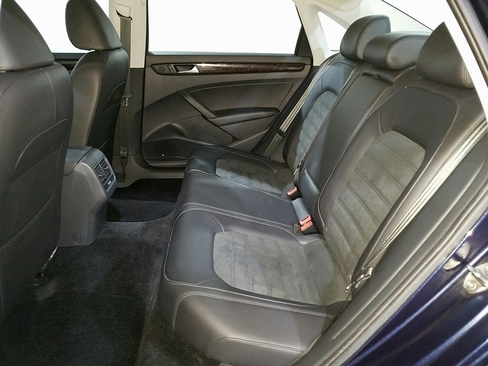 INTERIORREAR
