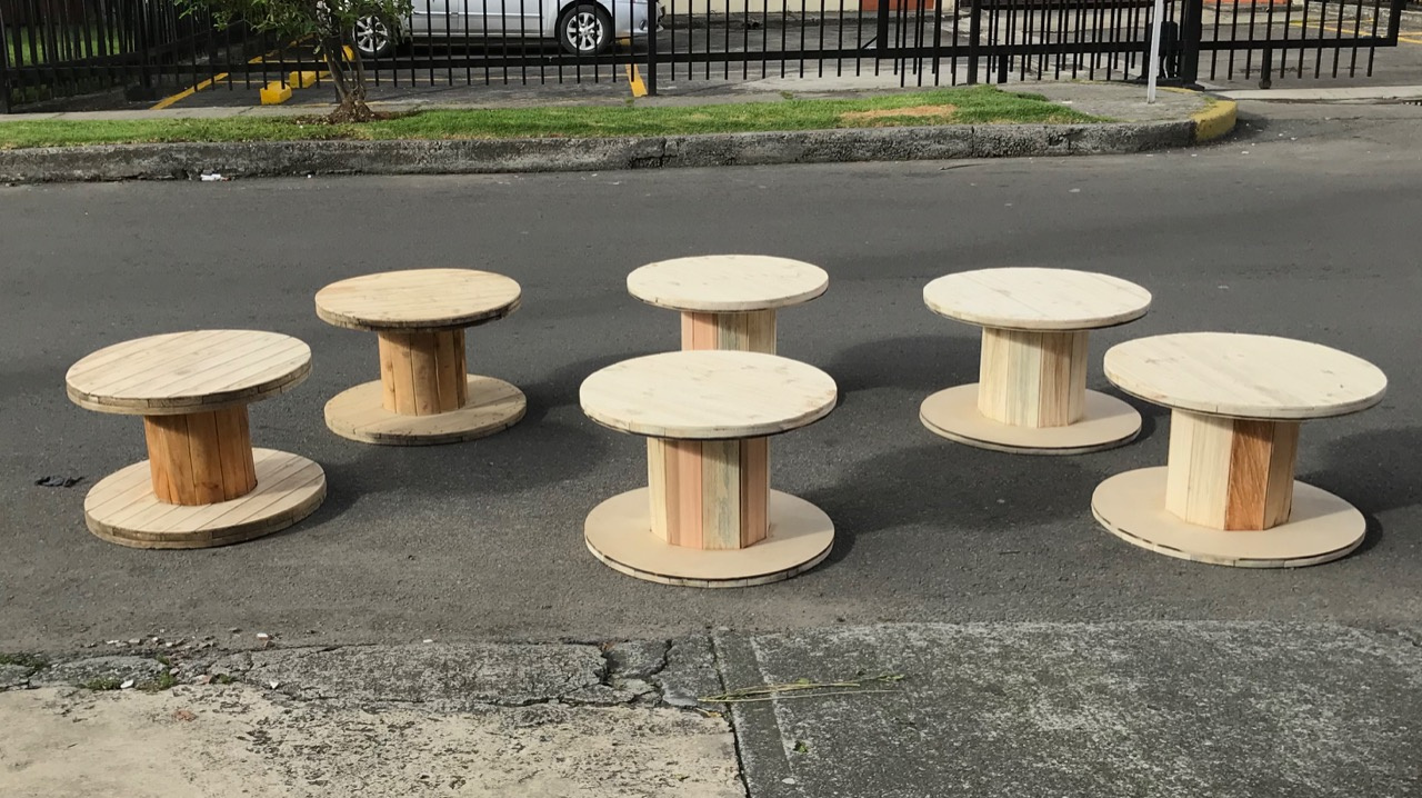 Carrete Mediano
45cm Alto x 65cm Diámetro
$30.000