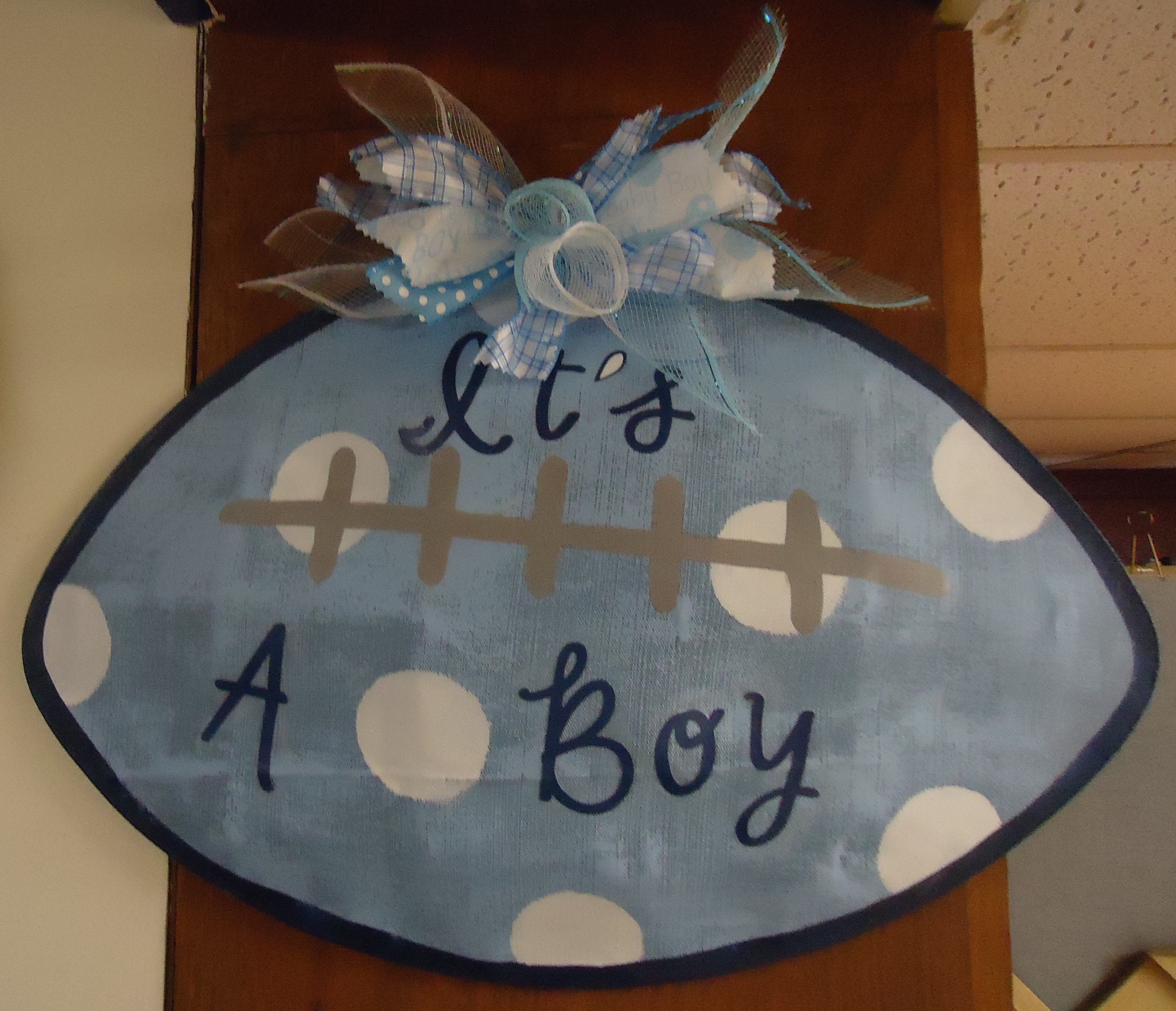 (16)  "IT"S A BOY" 
Door Hanger
$25.00