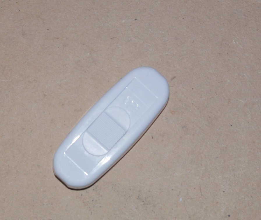 Interruptor de paso Blanco 3A/250V
 Código: 20261