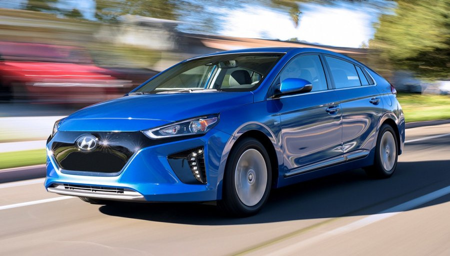 https://0201.nccdn.net/4_2/000/000/038/2d3/1140-hyundai-ioniq-great-cars-road-trips-esp.imgcache.revfd63981c76a67e8a4ed28622bb76883e.web.900.513-900x513.jpg