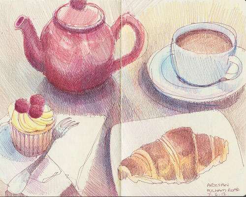 Croissant and cupcake at Gail's, Fulham Road Chelsea
pen and sepia ink and coloured pencils in Moleskine Skertchbook
see http://travelsketch.blogspot.co.uk/2012/06/croissant-and-cupcake-at-gails-fulham.html