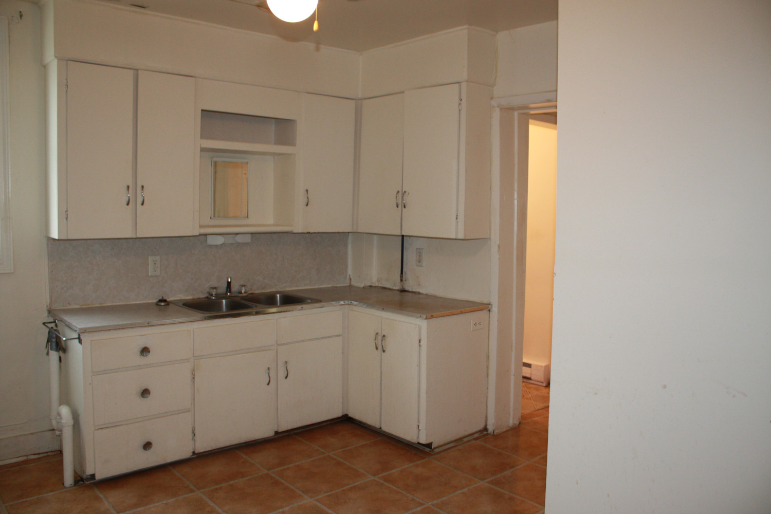 119 Queen Street West Kitchen