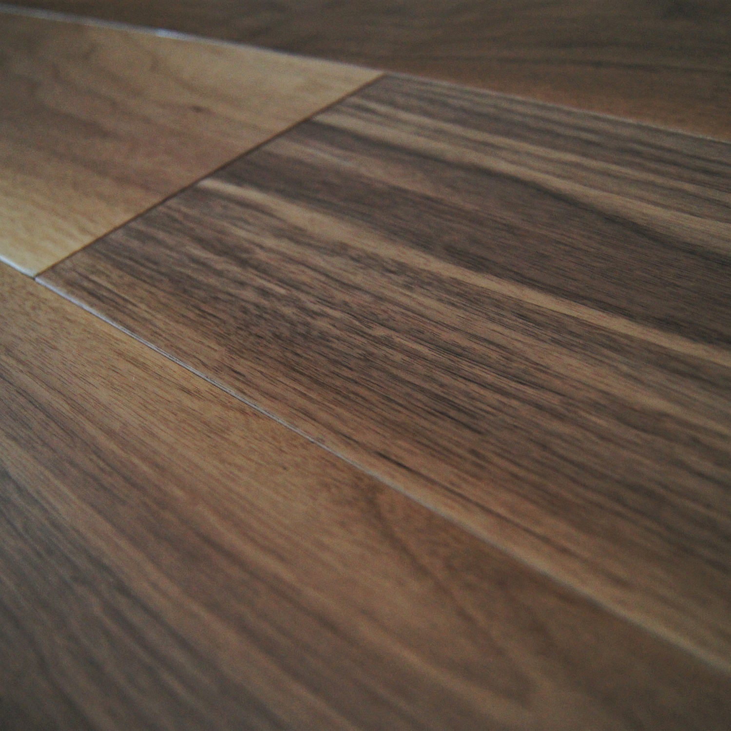 Premium Classics - Walnut