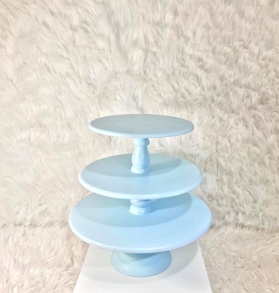 Base redonda para Postres
Color  Azul Menta  3 niveles
 
Alquiler $ 30.000