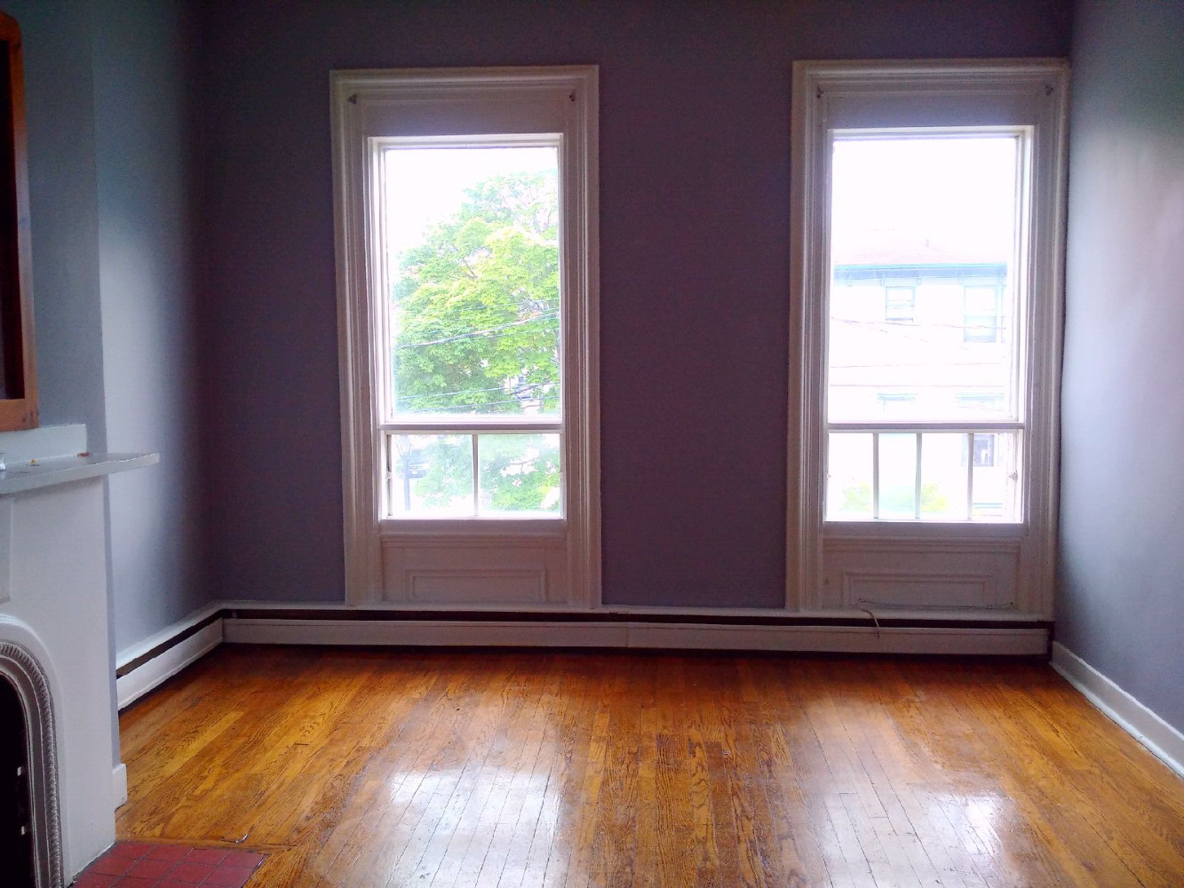 120 Pitt #4 Living Room